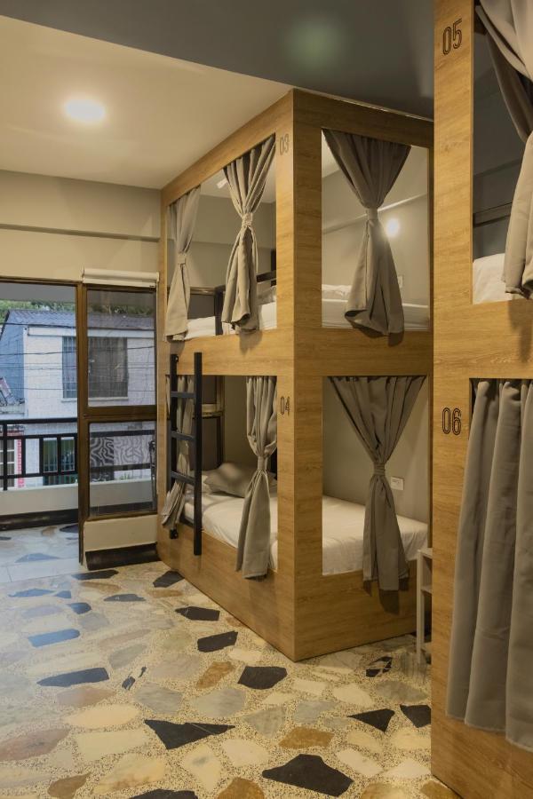 Ventiuna Hotel Y Coliving Pereira Bagian luar foto