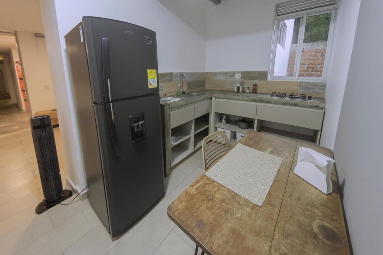 Ventiuna Hotel Y Coliving Pereira Bagian luar foto