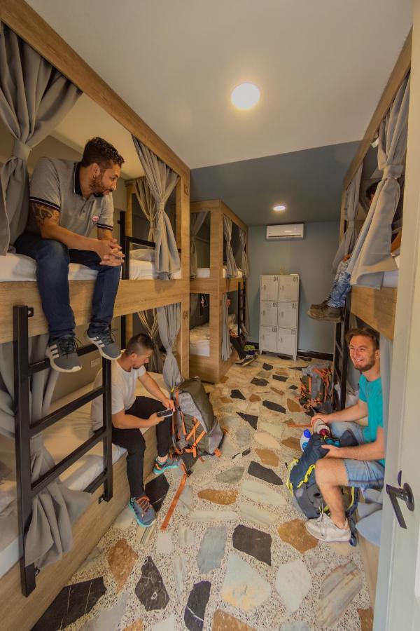 Ventiuna Hotel Y Coliving Pereira Bagian luar foto